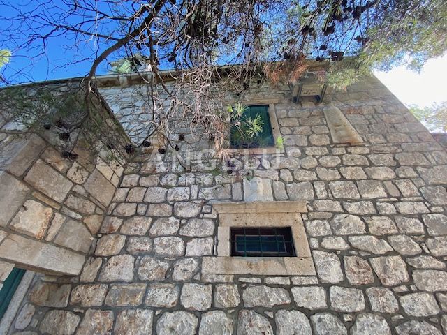 Hiša Tisno, 540m2