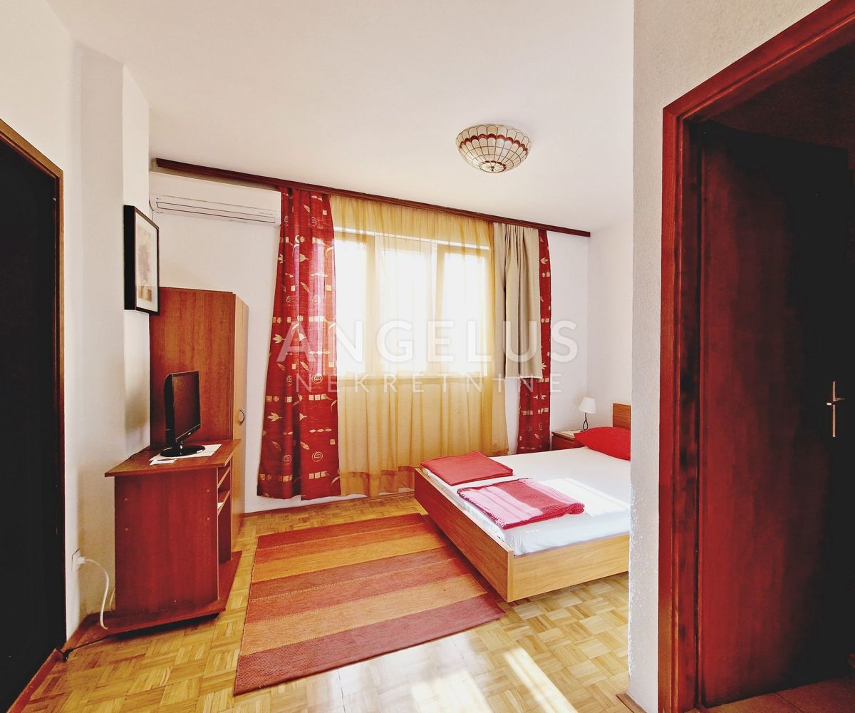 Hrvaška, Orebić, apartmajska hiša s fantastičnim pogledom na Korčulo
