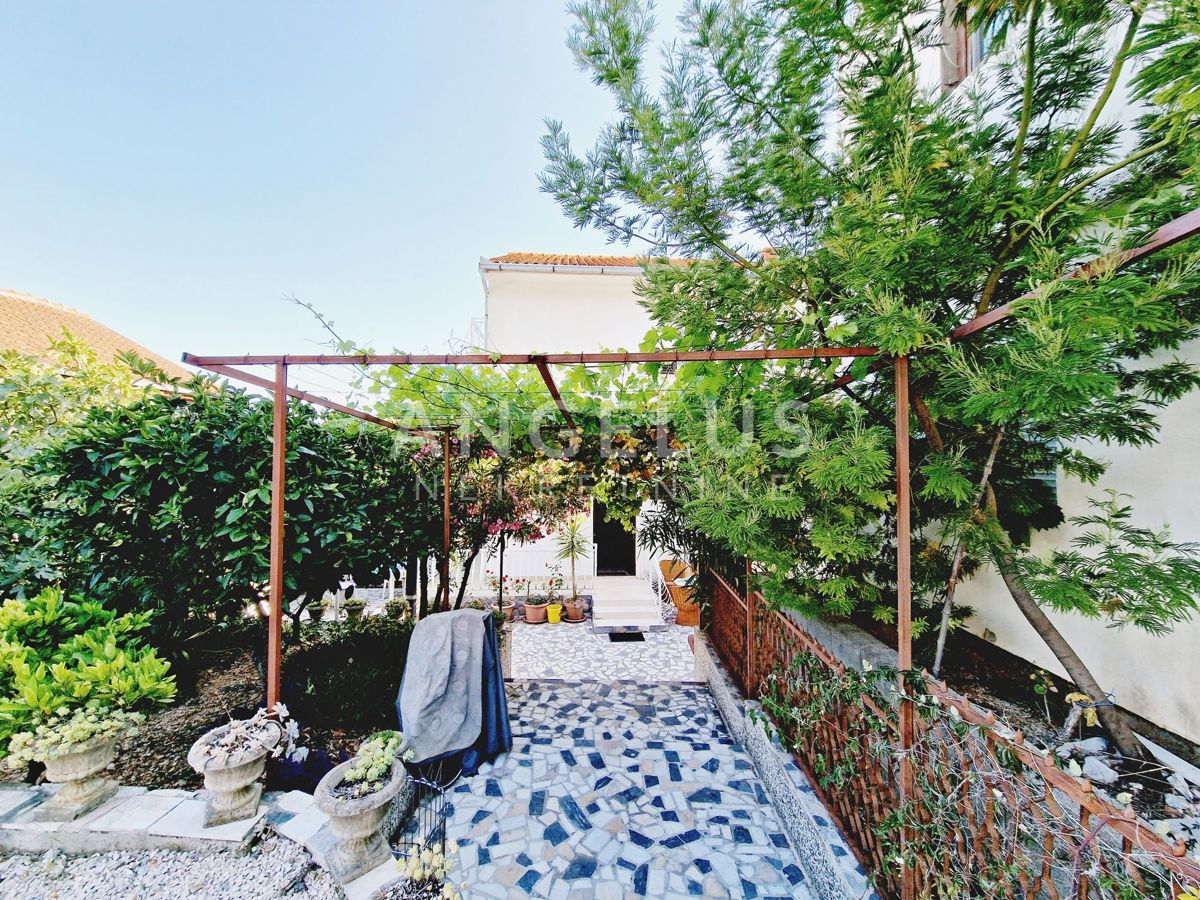 Hrvaška, Orebić, apartmajska hiša s fantastičnim pogledom na Korčulo