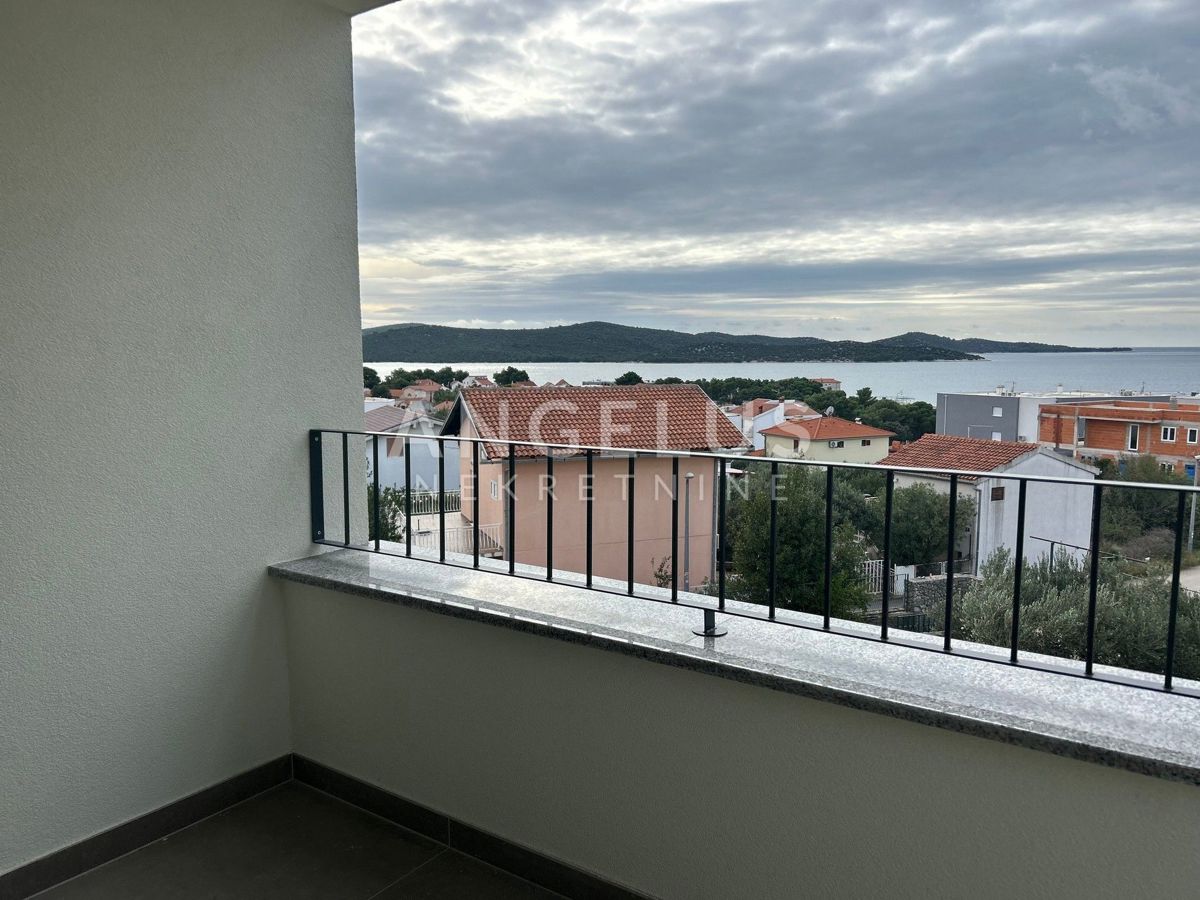 Hrvaška, Šibenik, Žaborić - NOVO ZGRAJENO *** stanovanje blizu morja z veliko strešno teraso ​