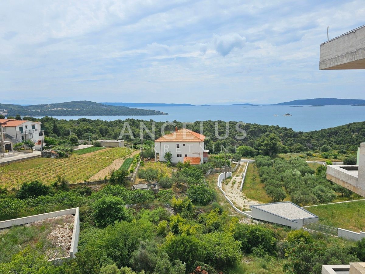 Hrvaška, Trogir, Seget - novozgrajeni apartma s pogledom na morje, 51.52 m2