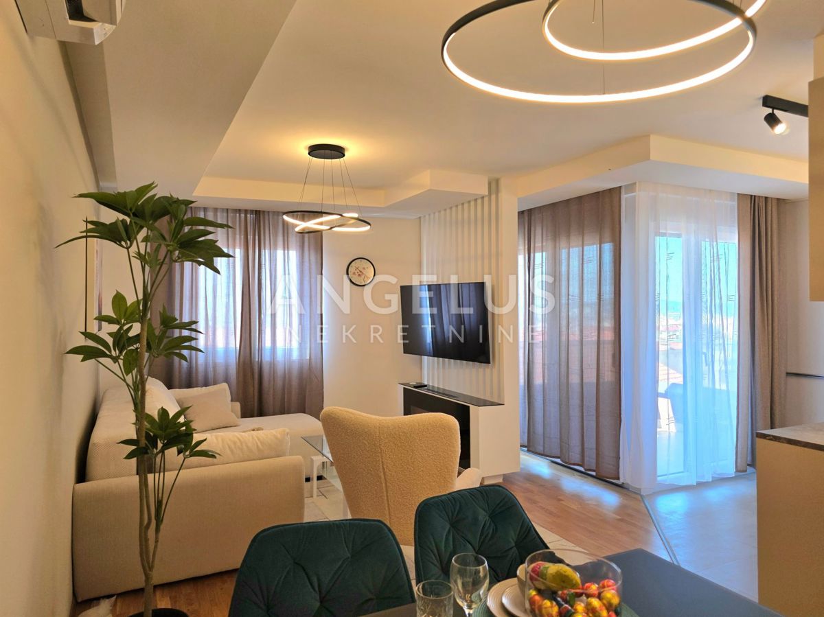 Hrvaška, Solin - Luksuzno dvosobno stanovanje na mirni lokaciji, 61 m2, PRODAMO