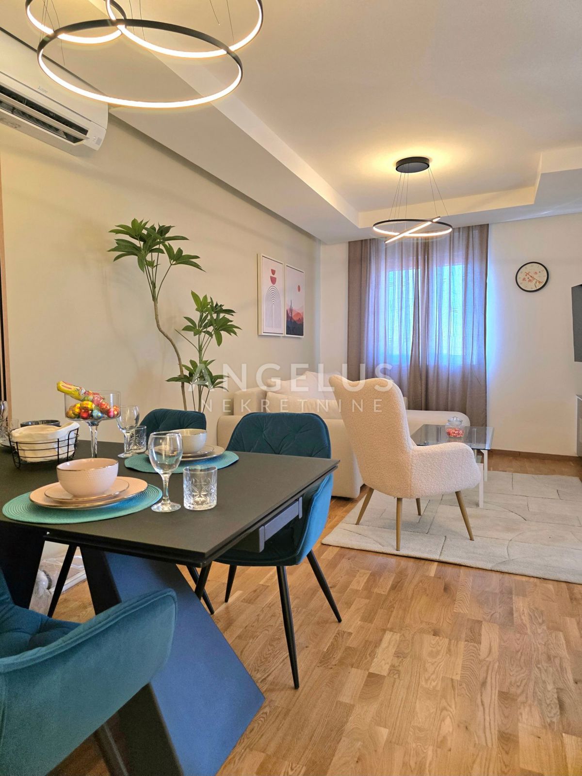 Hrvaška, Solin - Luksuzno dvosobno stanovanje na mirni lokaciji, 61 m2, PRODAMO