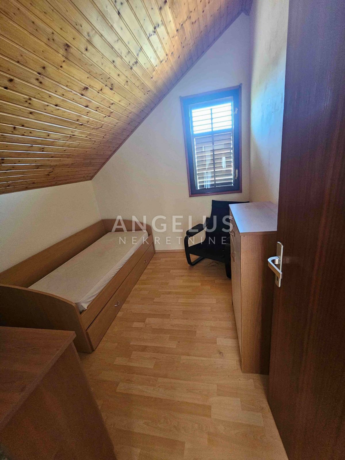 Hiša Bobovišća, Milna, 400m2