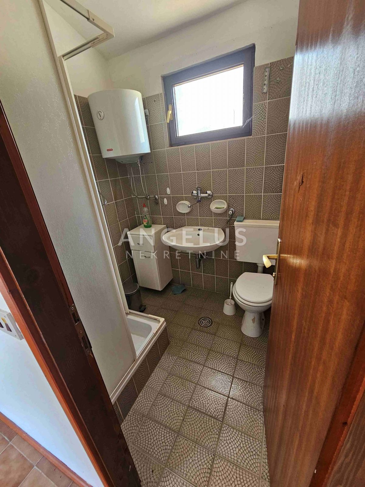Hiša Bobovišća, Milna, 400m2