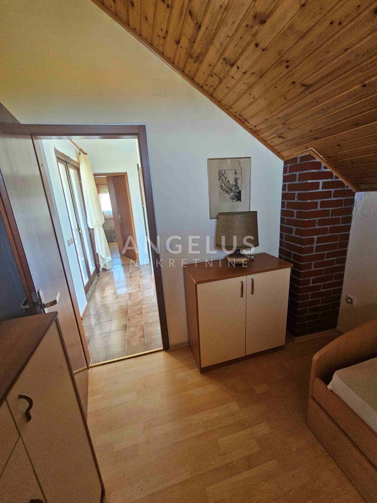 Hiša Bobovišća, Milna, 400m2