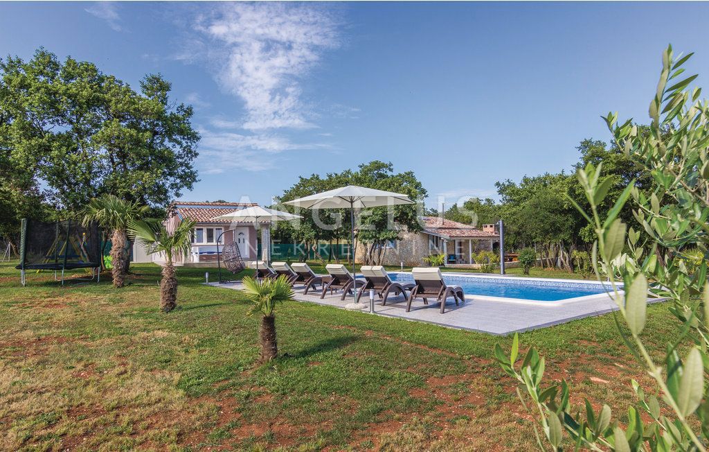 Hiša Rovinj, 120m2