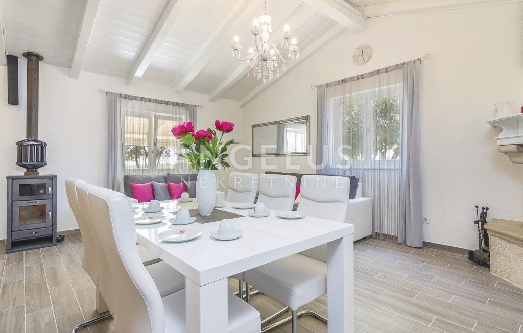 Hiša Rovinj, 120m2