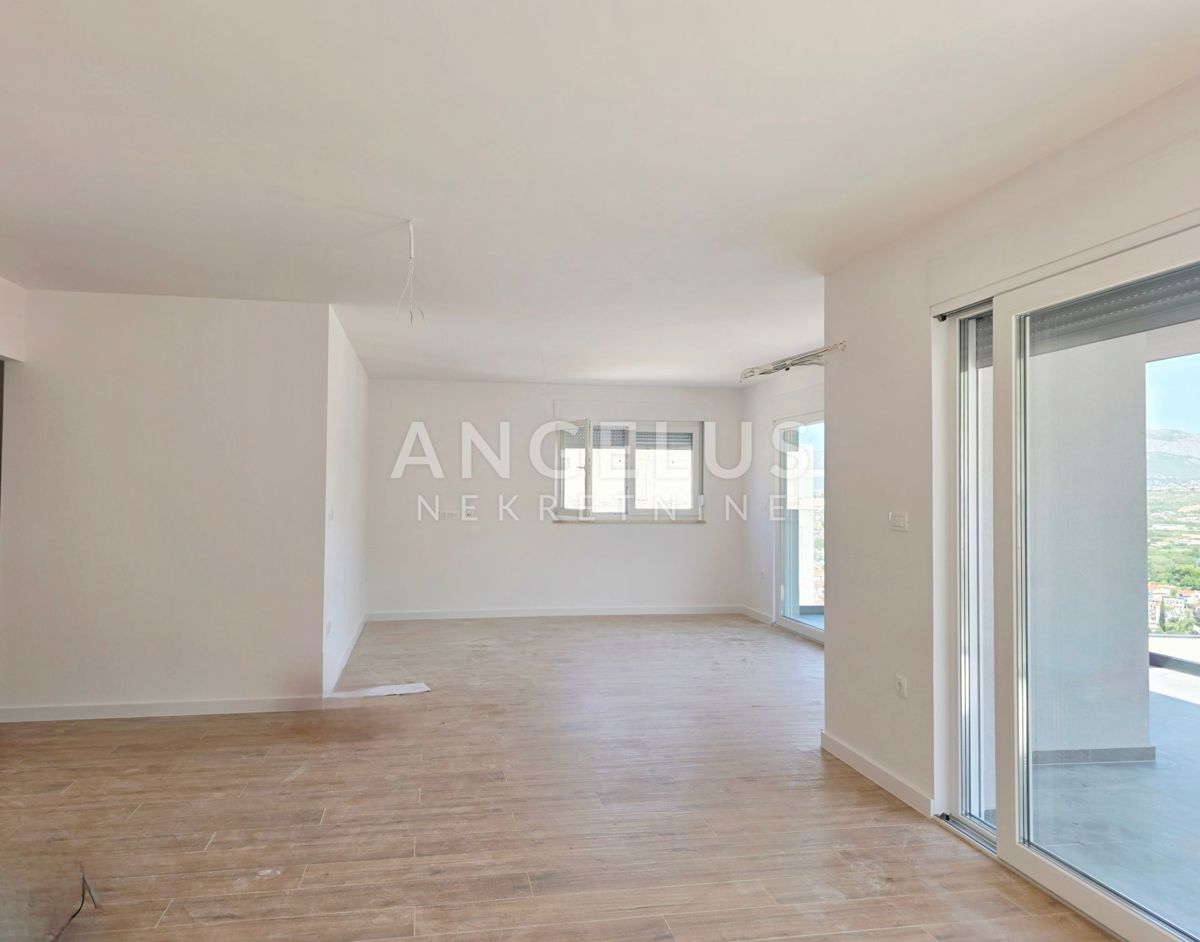 Strožanac, Podstrana - PENTHOUSE 3 stanovanje, 2 parkirišče PRODAMO