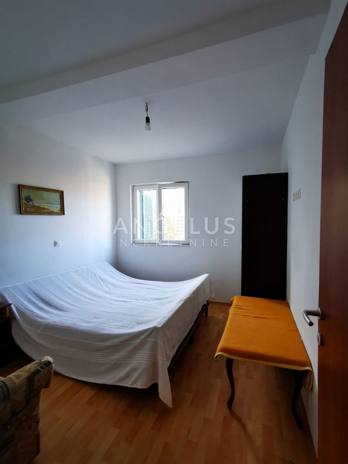 Šolta, Maslinica - enosobno stanovanje v centru Maslinice, 43 m2 PRODAJA