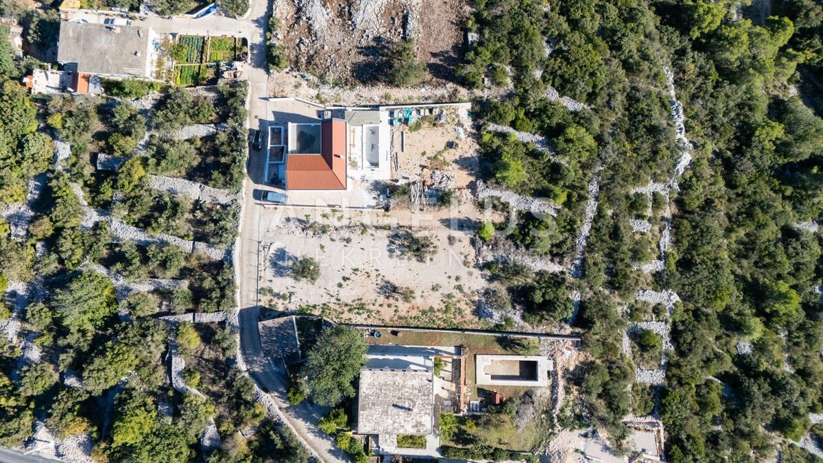 Šolta - grad.zemljišče s pogledom na morje, 867 m2, PRODAJA