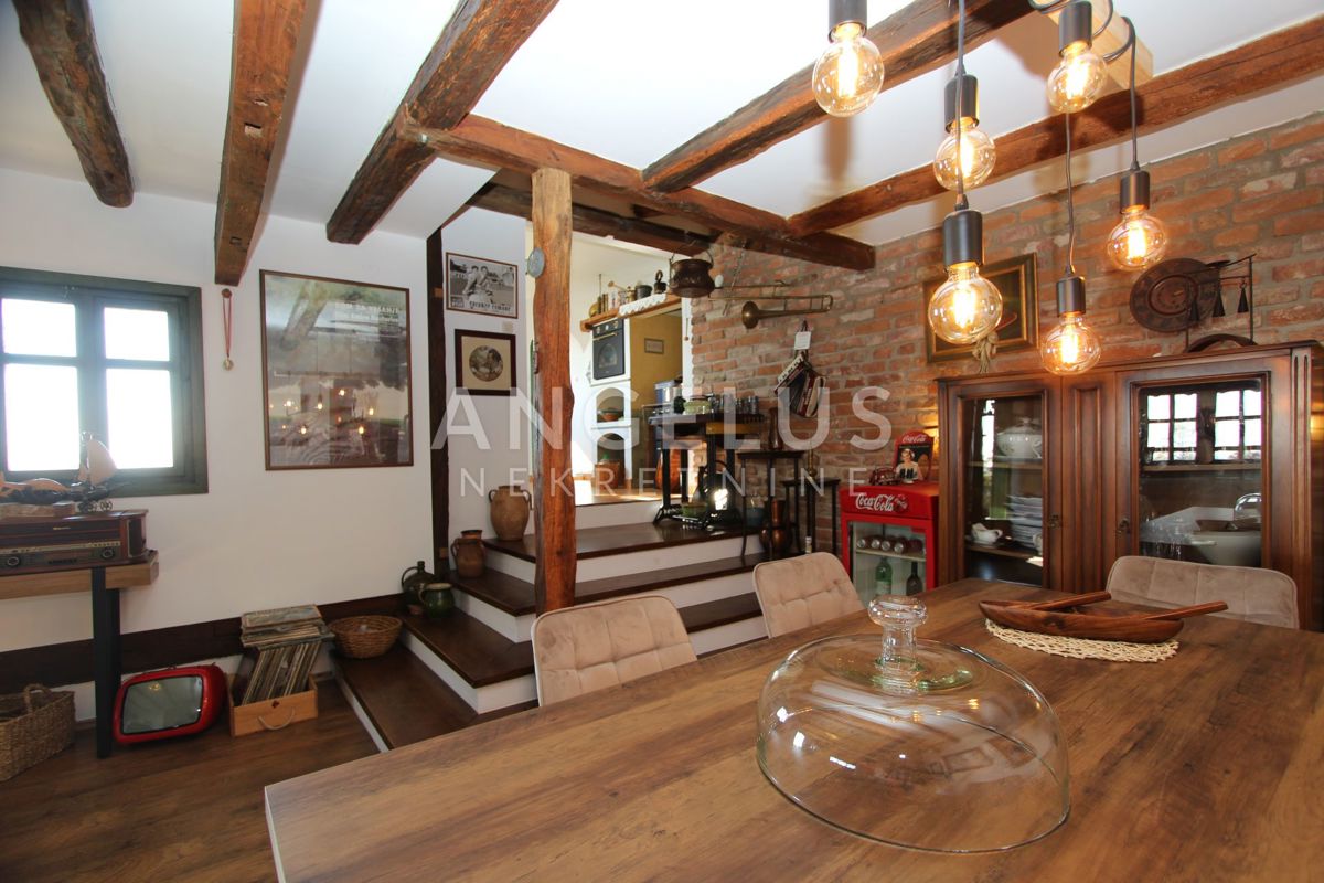 Hiša Gornja Gračenica, Popovača, 150m2