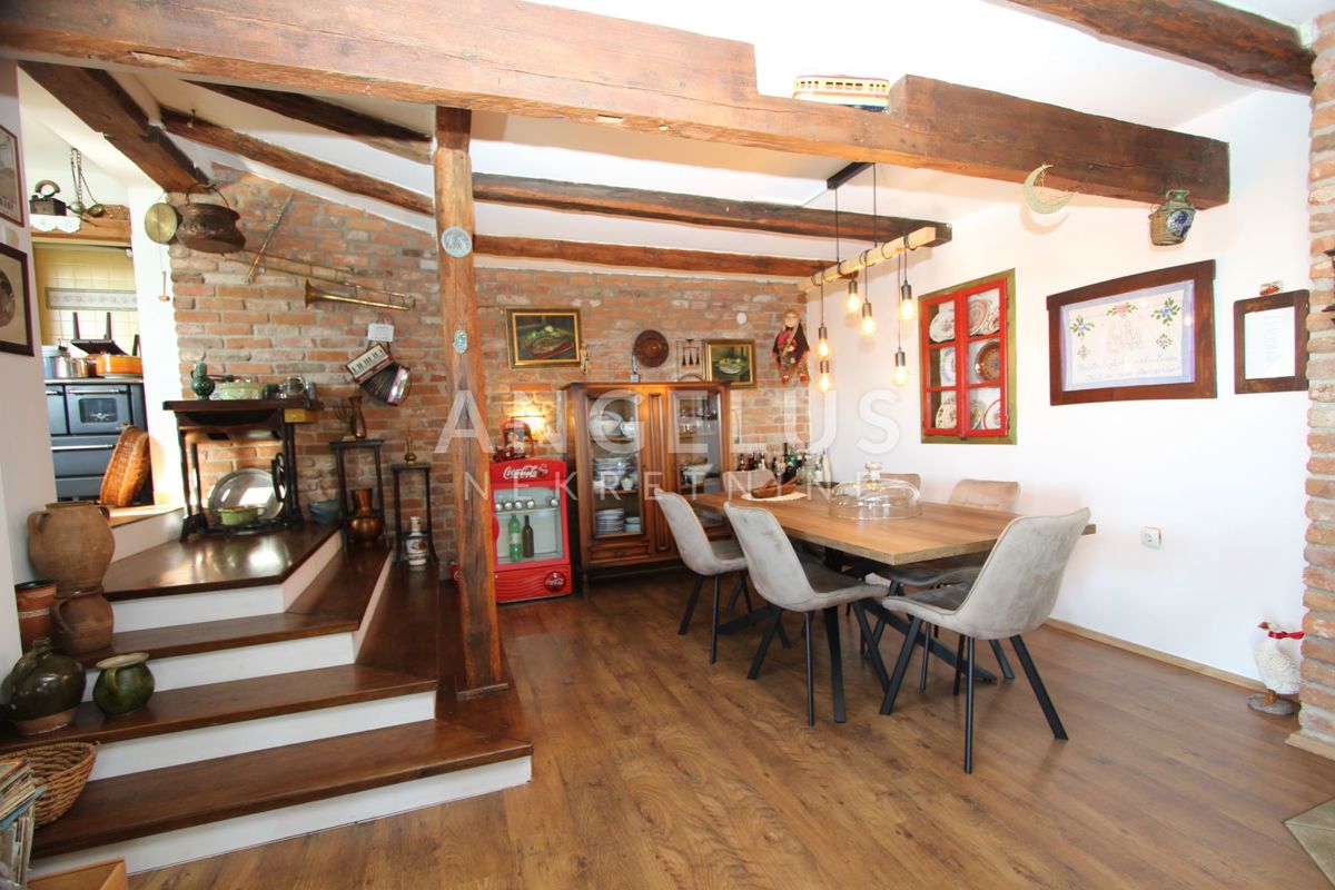 Hiša Gornja Gračenica, Popovača, 150m2