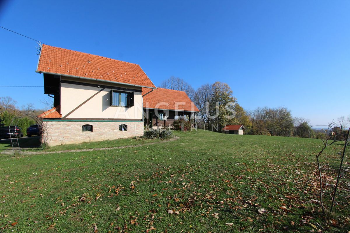 Hiša Gornja Gračenica, Popovača, 150m2