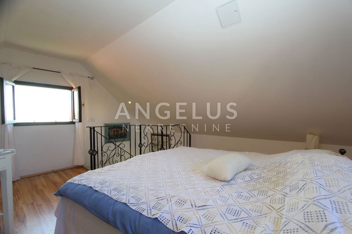 Hiša Gornja Gračenica, Popovača, 150m2