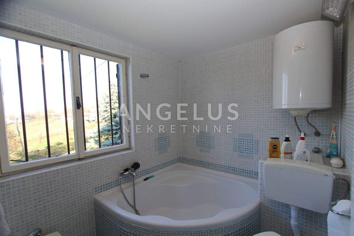 Hiša Gornja Gračenica, Popovača, 150m2