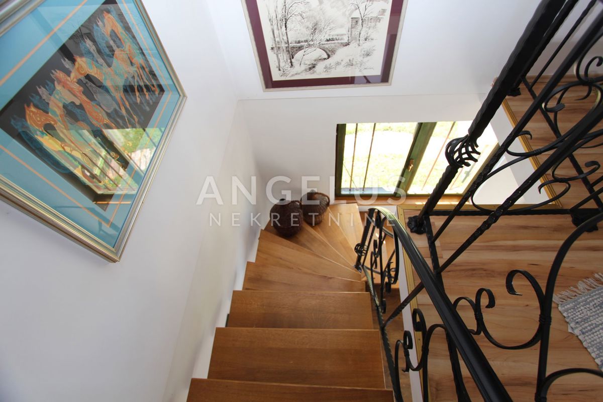 Hiša Gornja Gračenica, Popovača, 150m2