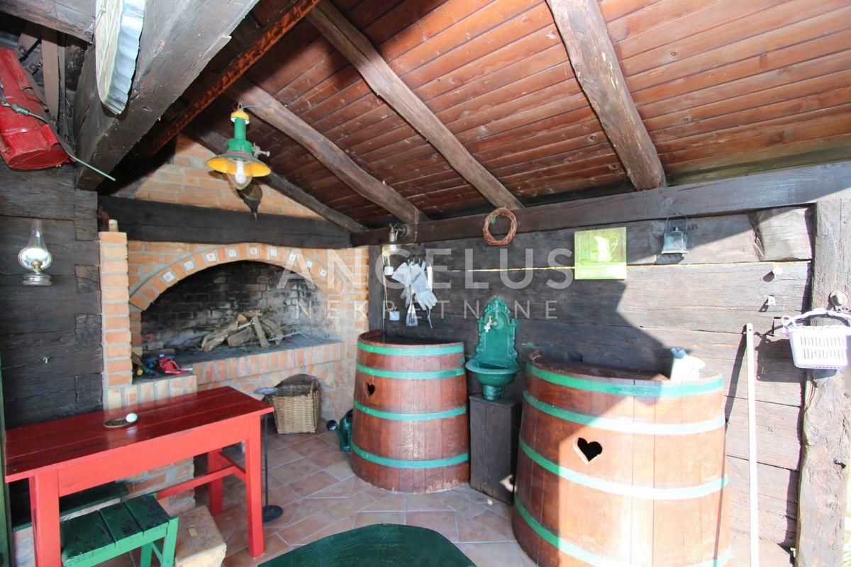 Hiša Gornja Gračenica, Popovača, 150m2