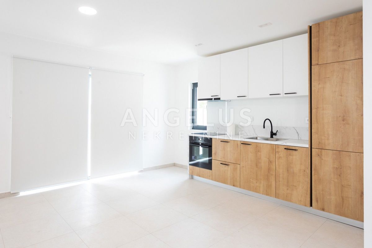 Šolta, Nečujam - novozgrajena ekskluzivna vila ob morju, PRODAJA