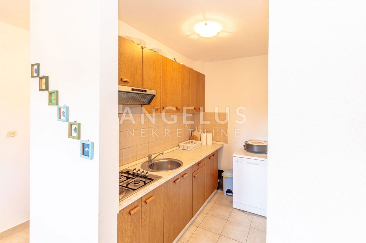 Trogir, Čiovo Okrug - enosobno stanovanje v bližini morja NAPRODAJ