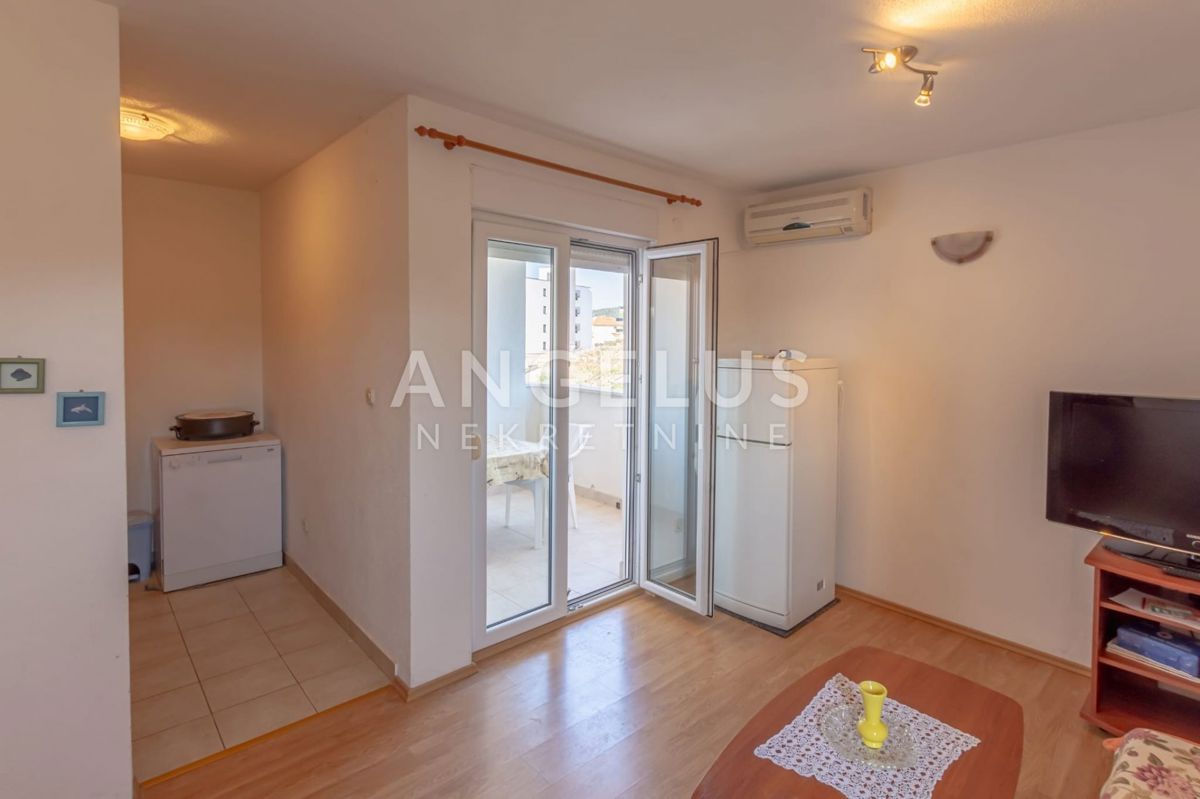 Trogir, Čiovo Okrug - enosobno stanovanje v bližini morja NAPRODAJ