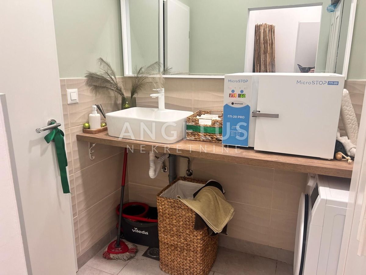 Split 3 - atraktivni poslovni prostori NAPRODAJ