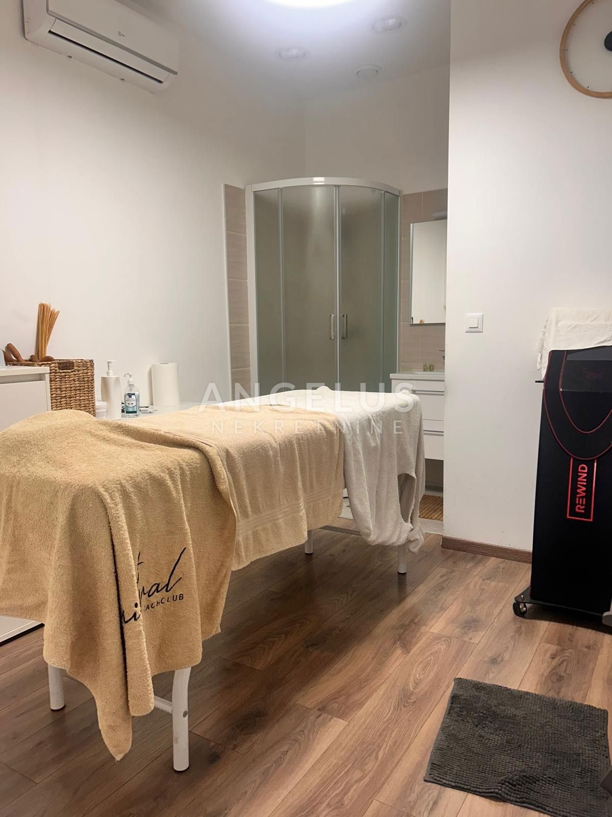 Split 3 - atraktivni poslovni prostori NAPRODAJ