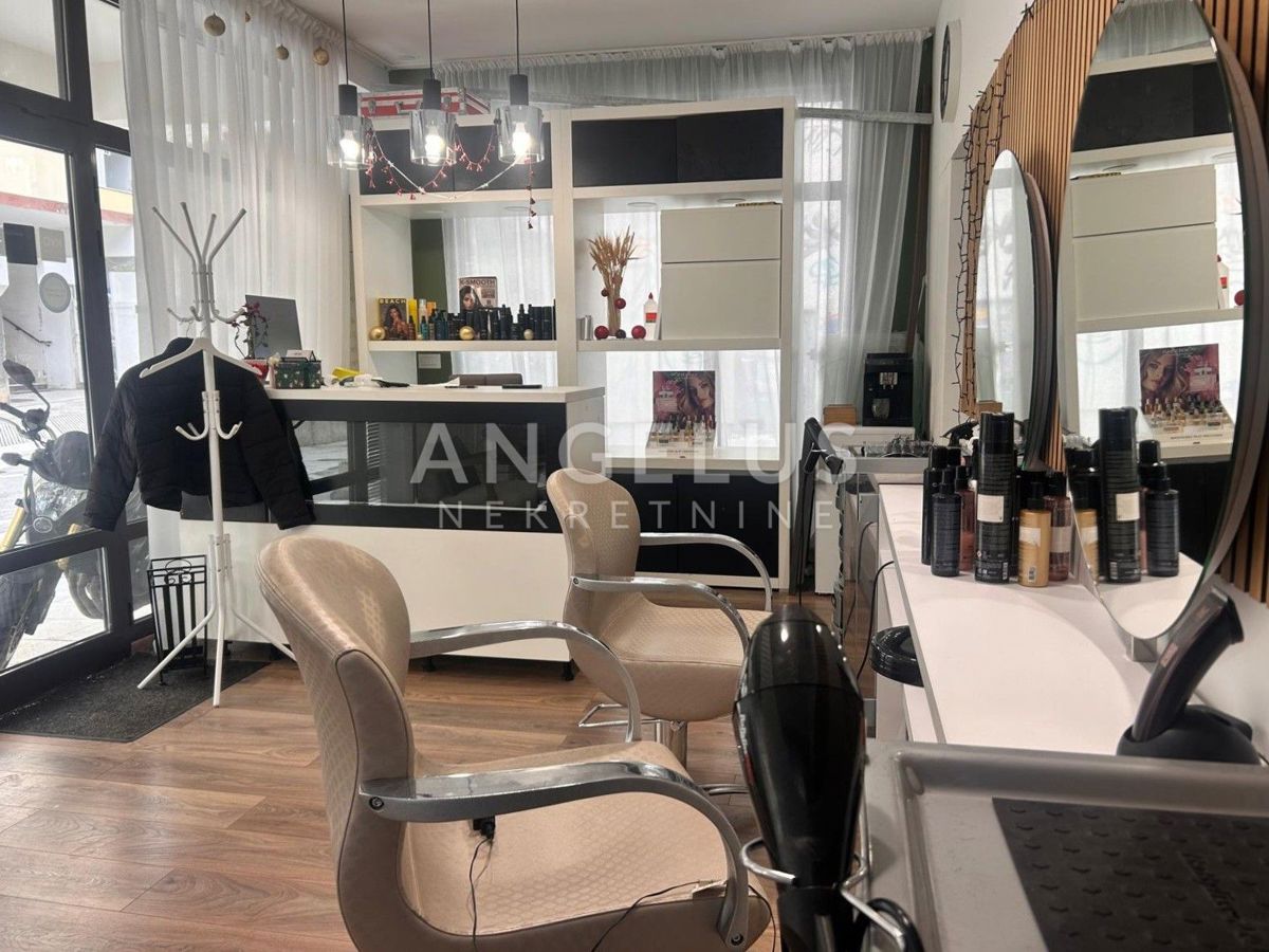 Split 3 - atraktivni poslovni prostori NAPRODAJ