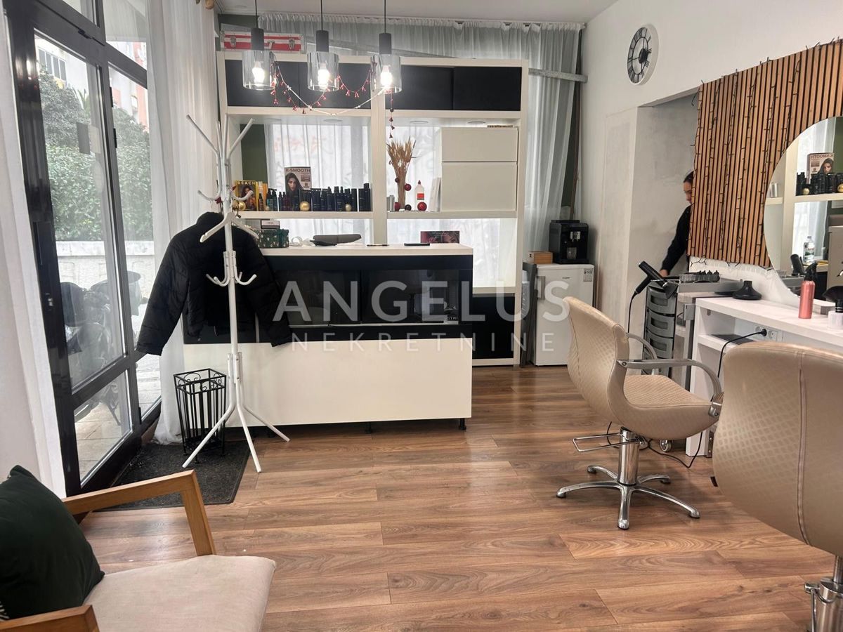 Split 3 - atraktivni poslovni prostori NAPRODAJ