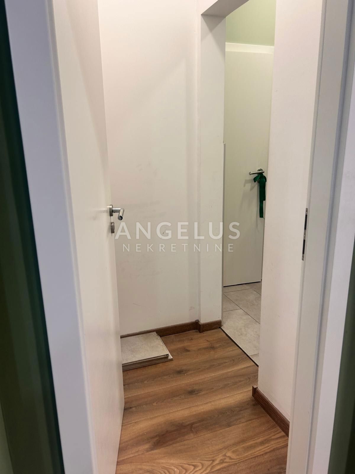 Split 3 - atraktivni poslovni prostori NAPRODAJ