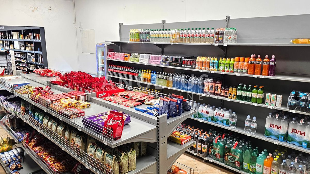 Split, Sućidar - atraktivni poslovni prostori NAPRODAJ