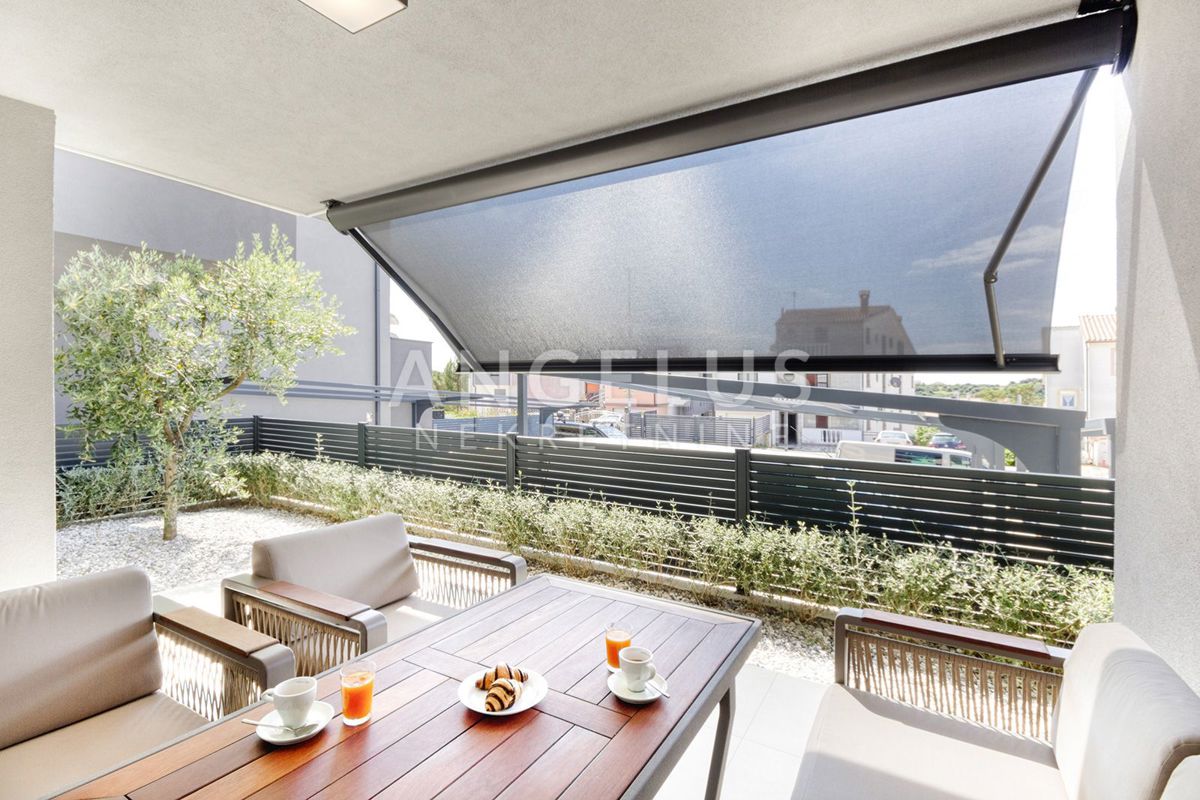 Istra, Pula - Luksuzno stanovanje z wellness centrom in dvoriščem, naprodaj!