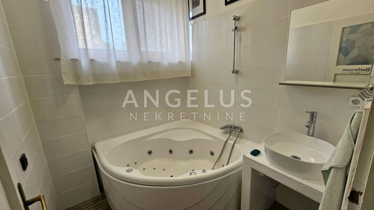 Split, Bačvice - enosobno stanovanje na atraktivni lokaciji NAPRODAJ