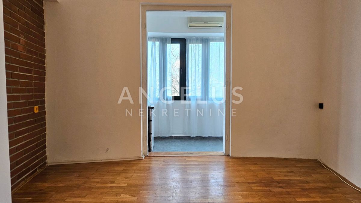 Split, Bačvice - enosobno stanovanje na atraktivni lokaciji NAPRODAJ