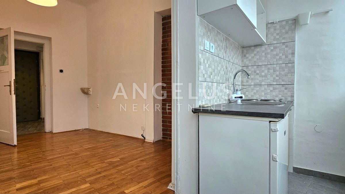 Split, Bačvice - enosobno stanovanje na atraktivni lokaciji NAPRODAJ