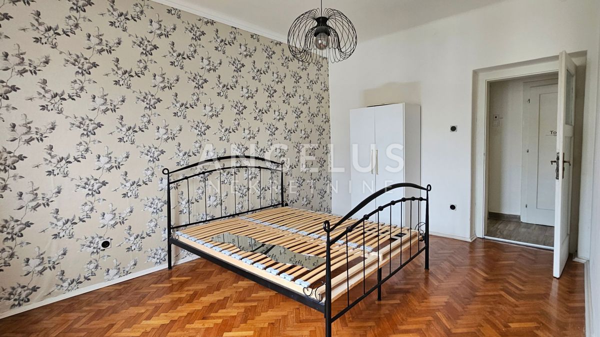 Split, Bačvice - enosobno stanovanje na atraktivni lokaciji NAPRODAJ