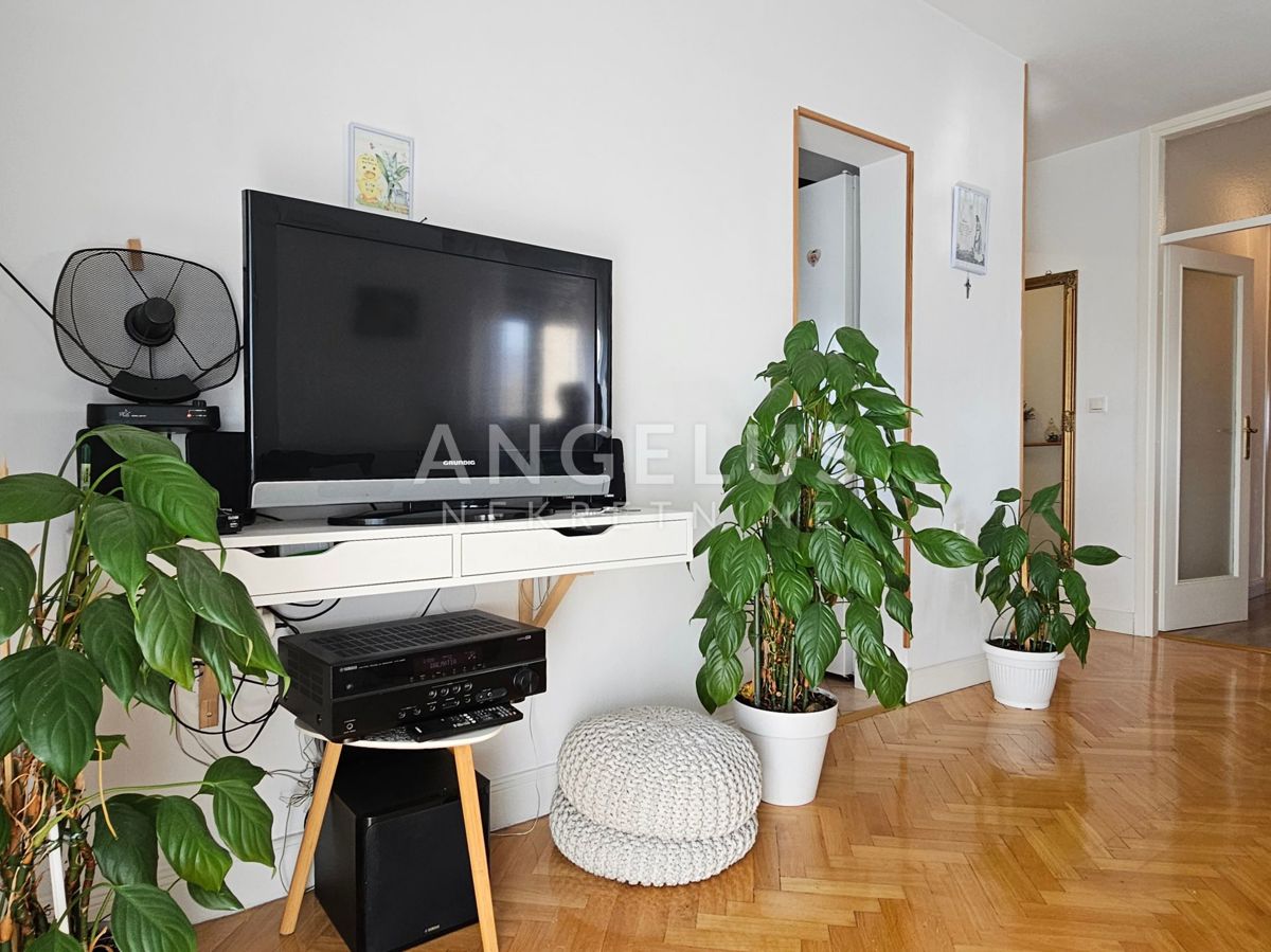 Hrvaška, Split, Bilice - udobno trisobno stanovanje, 75 m2, NAPRODAJ