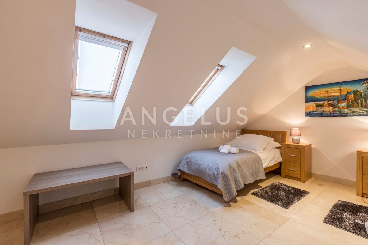 Hrvaška, Split, Varoš - Lepo urejeno stanovanje v kamniti hiši, 99 m2, NAPRODAJ