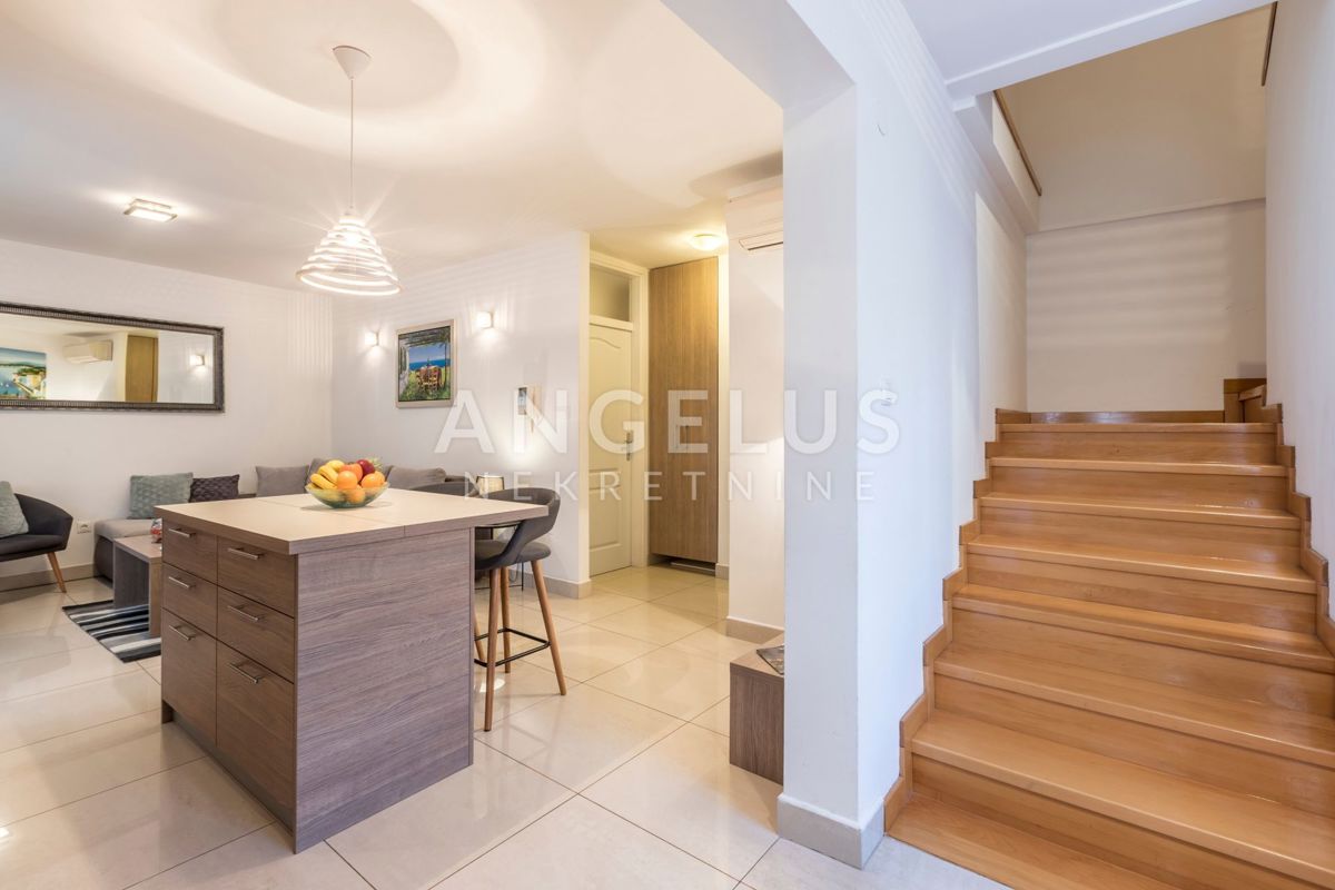 Hrvaška, Split, Varoš - Lepo urejeno stanovanje v kamniti hiši, 99 m2, NAPRODAJ