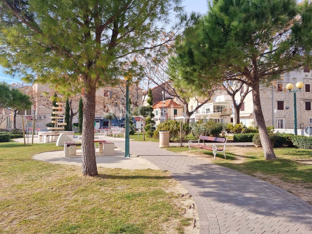 Hiša Kaštel Stari, Kaštela, 189m2