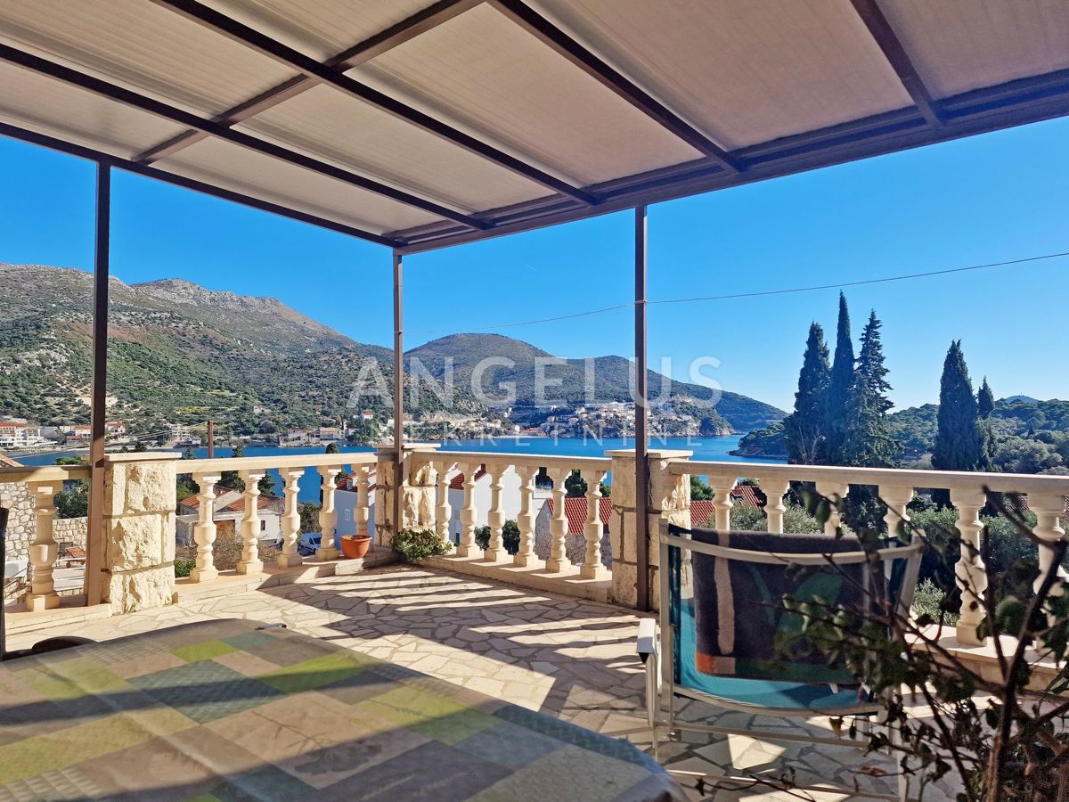 Hrvaška, Dubrovnik, Zaton - hiša s petimi namestitvenimi enotami v bližini plaže, 195 m2
