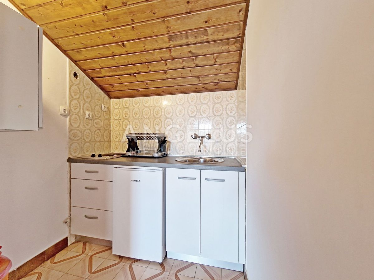 Hrvaška, Dubrovnik, Zaton - hiša s petimi namestitvenimi enotami v bližini plaže, 195 m2