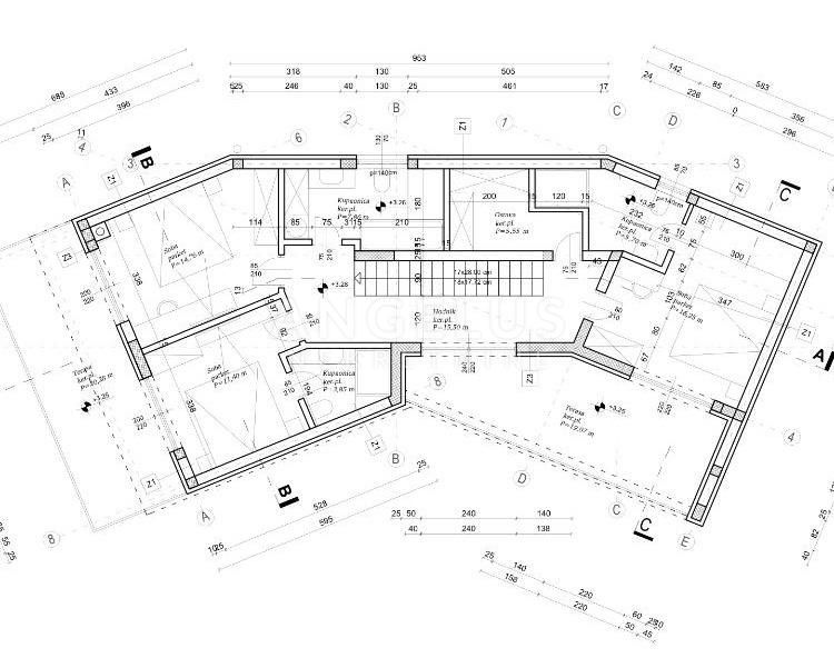 Split, Podstrana - Luksuzna vila z razgledom, 320m2