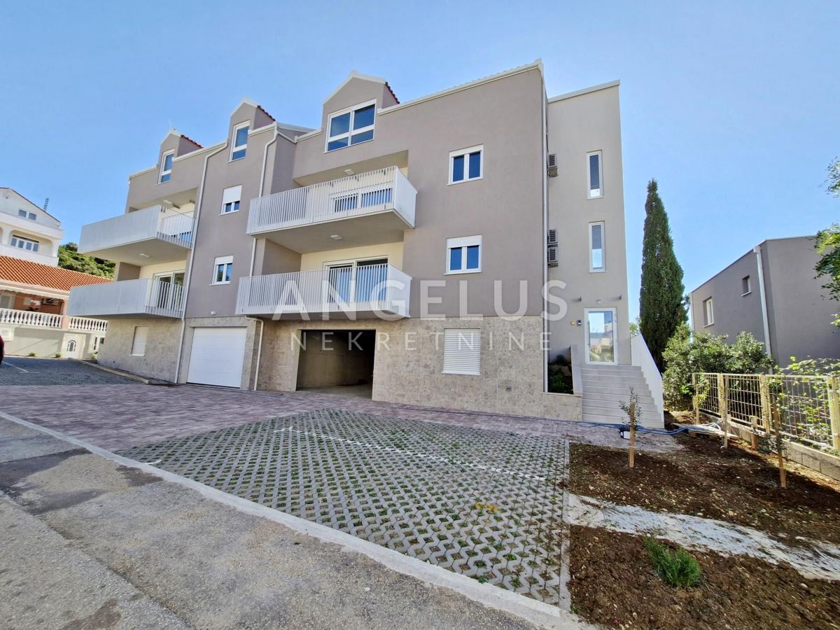 Hrvaška, Dubrovnik, Cavtat – trosobno družinsko stanovanje z 2 parkirnima mestoma, 84,94 m2
