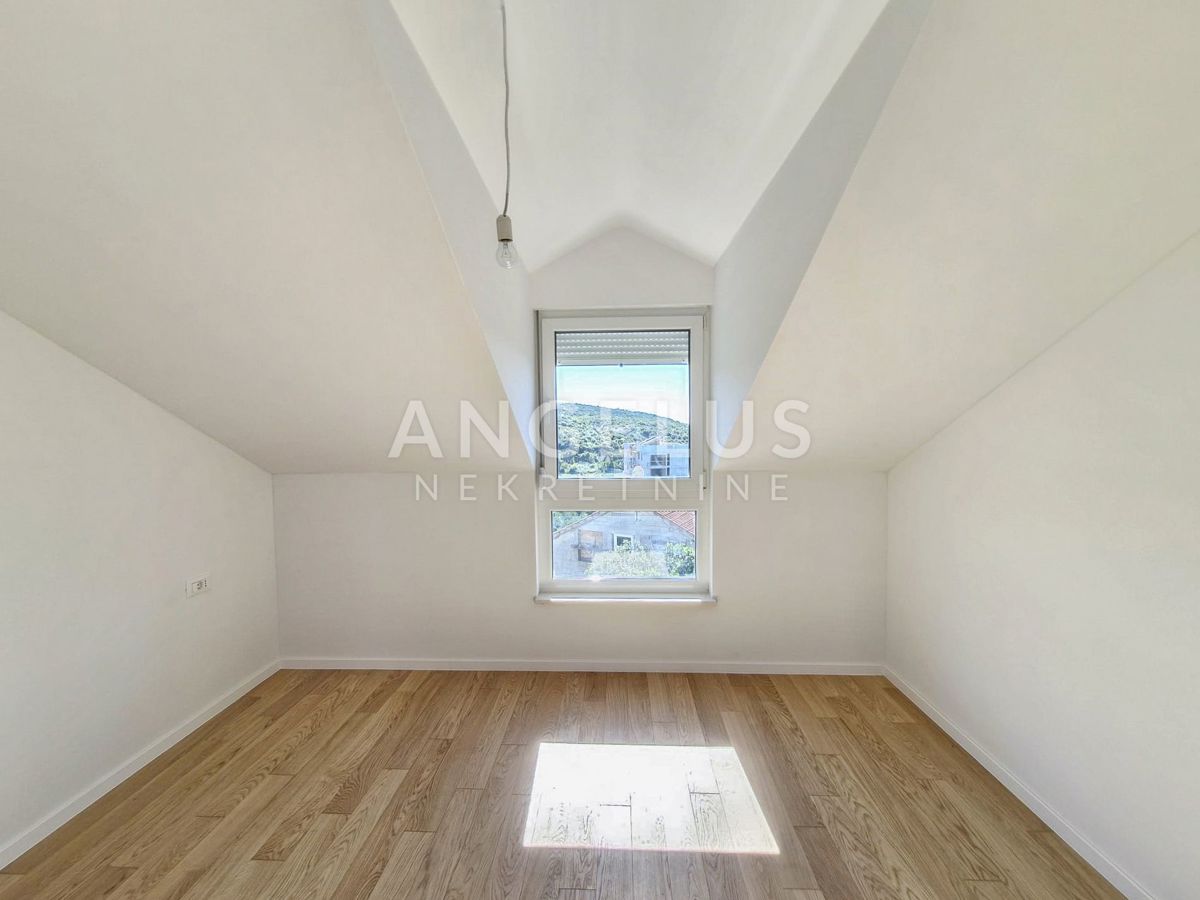 Hrvaška, Dubrovnik, Cavtat – trosobno družinsko stanovanje z 2 parkirnima mestoma, 84,94 m2