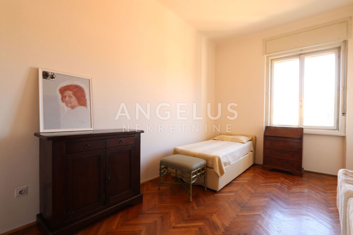 Stanovanje Centar, Pula, 96,87m2