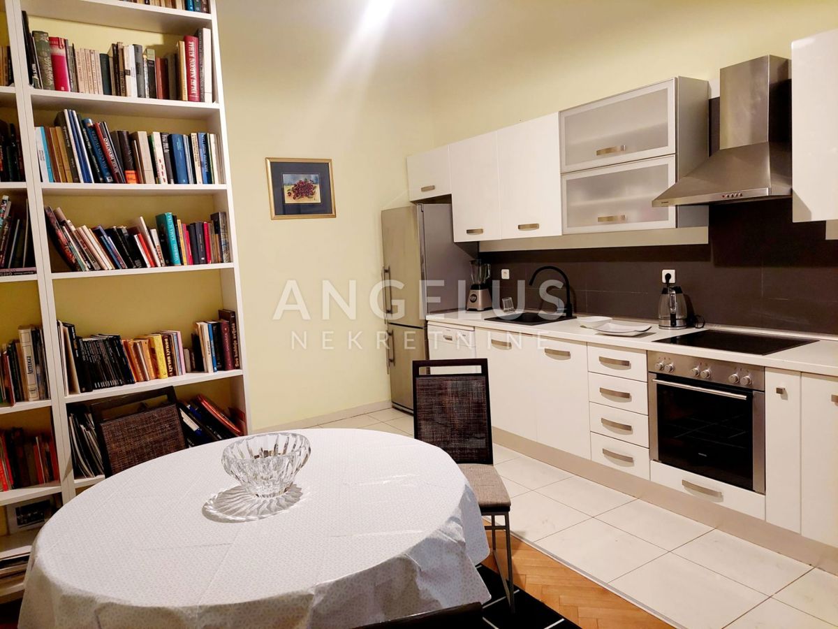 Stanovanje Donji grad, Donji Grad, 1.192m2