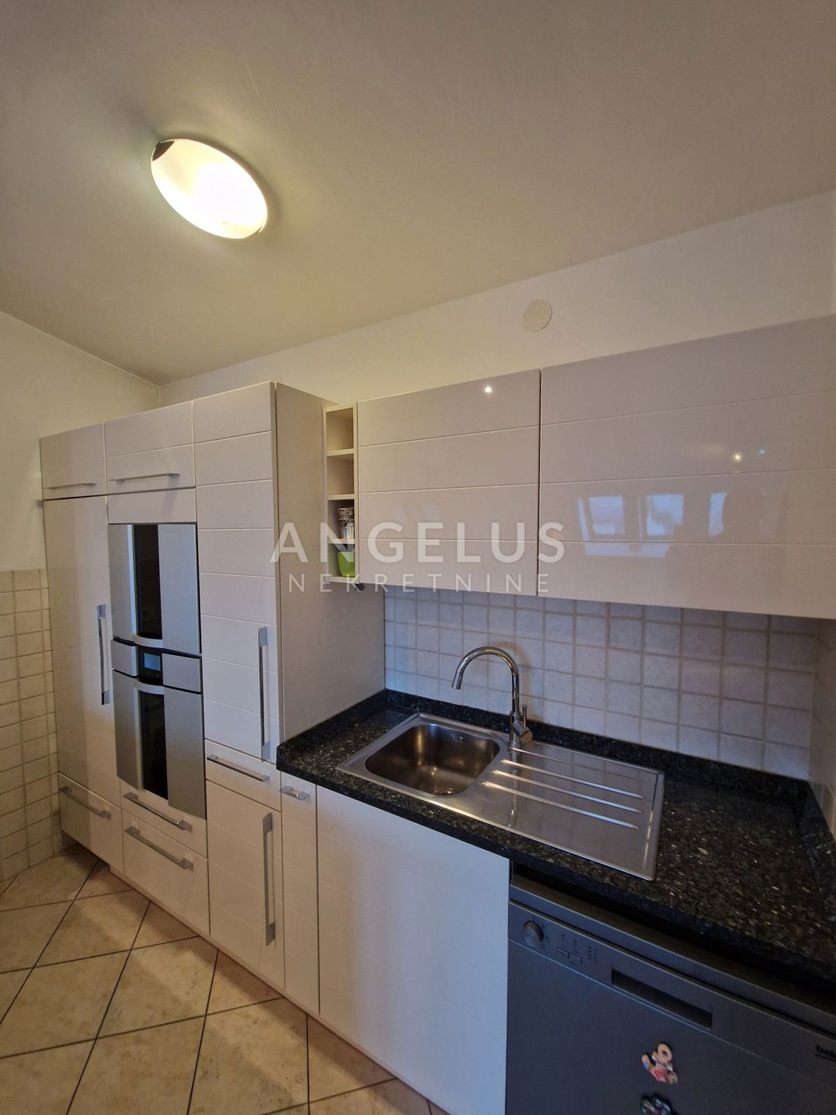 Stanovanje Srednjaci, Trešnjevka - Jug, 91m2