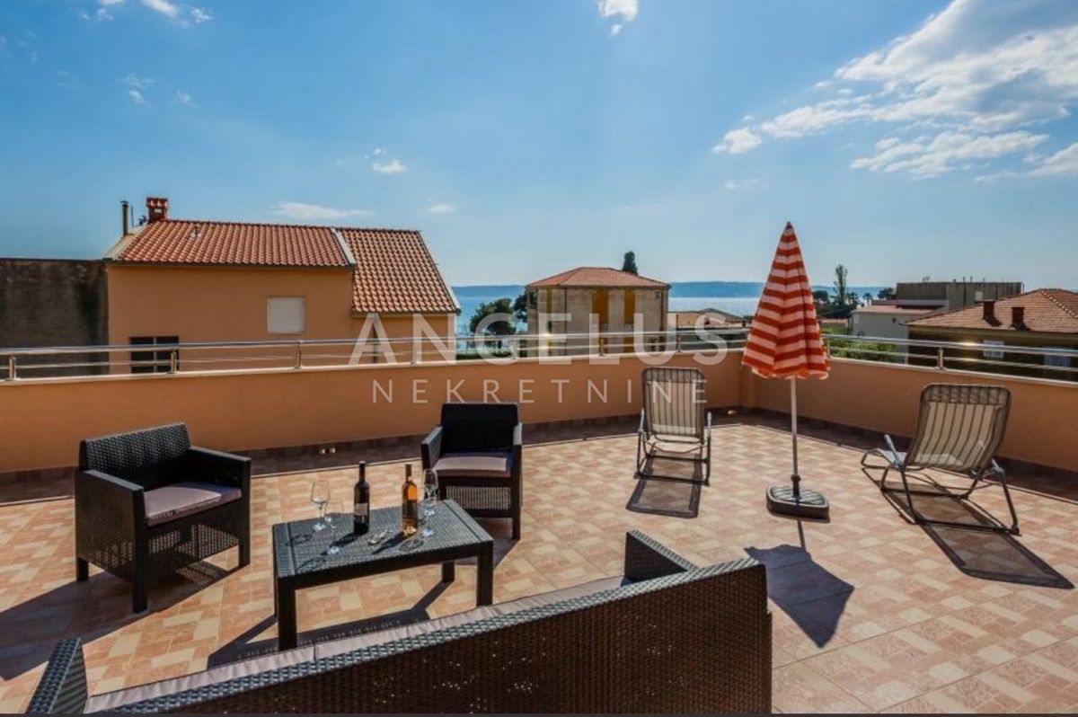 Kaštela - Apartmajska hiša v bližini morja, 360 m2
