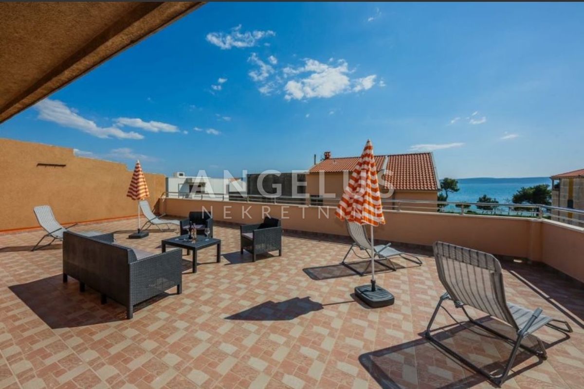 Kaštela - Apartmajska hiša v bližini morja, 360 m2